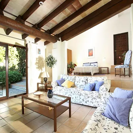 Feriehus Majorcan Mountain View For 8