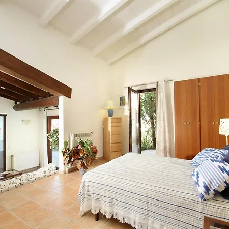 Majorcan Mountain View For 8 * Pollença